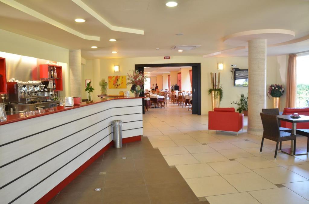 Hotel La Ninfea Montesilvano Exterior photo