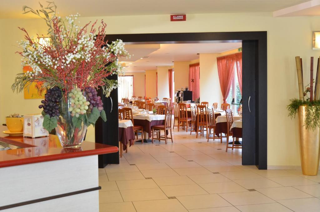 Hotel La Ninfea Montesilvano Exterior photo